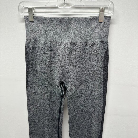 Victoria's Secret PINK High Waisted Seamless Yoga Leggings Gray Black Sz Medium - Picture 3 of 8